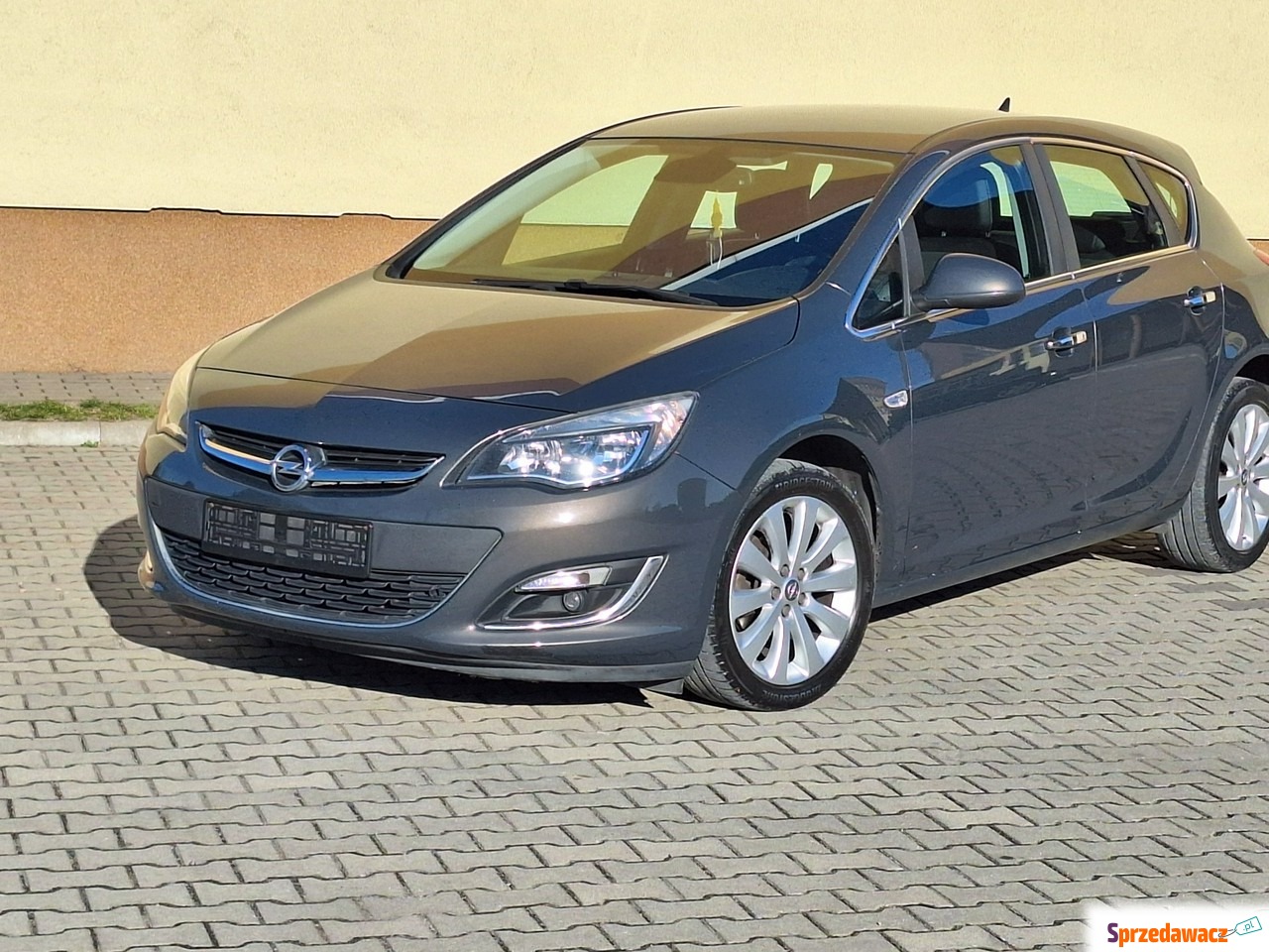 Opel Astra 2013