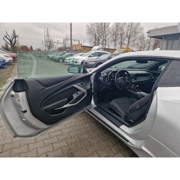 Chevrolet Camaro  Coupe/Sportowy 2017,  6.2 benzyna - Na sprzedaż za 139 000 zł - Żory - zdjęcie 8