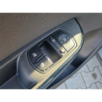 Opel Corsa  Hatchback 2015,  1.4 benzyna - Na sprzedaż za 29 900 zł - Żory - zdjęcie 11