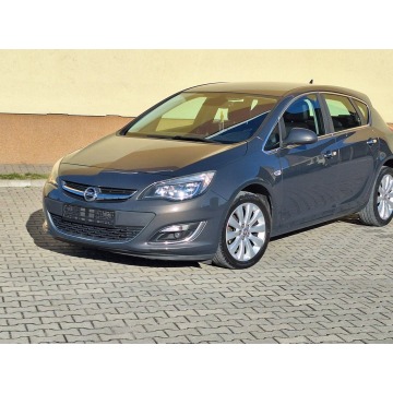Opel Astra cosmo Nawigacja 1.4 benzyna