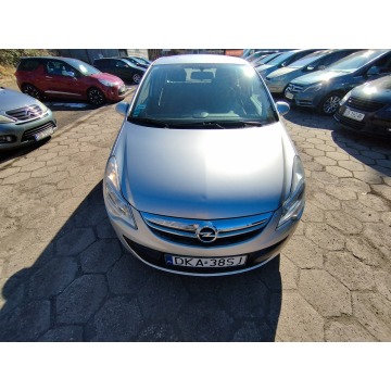 Opel Corsa  Hatchback 2013,  1.2 benzyna - Na sprzedaż za 15 900 zł - Wałbrzych - zdjęcie 2