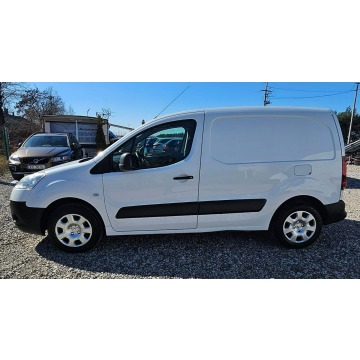 Peugeot Partner 2013,  1.6 diesel - Na sprzedaż za 19 988 zł - Kutno - zdjęcie 10
