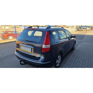 Hyundai i30 2010,  1.6 diesel - Na sprzedaż za 14 900 zł - Mysłowice - zdjęcie 6