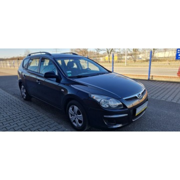 Hyundai i30 2010,  1.6 diesel - Na sprzedaż za 14 900 zł - Mysłowice - zdjęcie 8