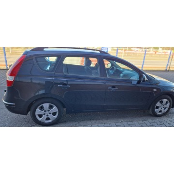 Hyundai i30 2010,  1.6 diesel - Na sprzedaż za 14 900 zł - Mysłowice - zdjęcie 7