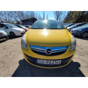 Opel Corsa  Hatchback 2012,  1.2 benzyna+LPG - Na sprzedaż za 11 900 zł - Wałbrzych - zdjęcie 4