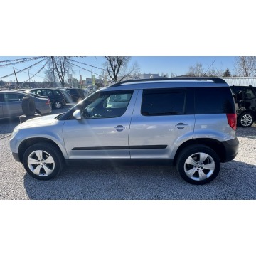Skoda Yeti  SUV 2009,  2.0 diesel - Na sprzedaż za 28 900 zł - Świdnica - zdjęcie 10