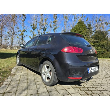 Seat Leon  Hatchback 2010,  1.6 diesel - Na sprzedaż za 13 500 zł - Bielsko-Biała - zdjęcie 9
