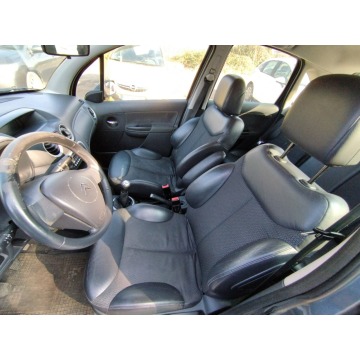 Citroen C3  Hatchback 2006,  1.6 benzyna - Na sprzedaż za 6 900,00 zł - Wałbrzych - zdjęcie 9
