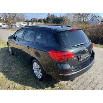 Opel Astra 2014,  2.0 diesel - Na sprzedaż za 22 900 zł - Gniezno - zdjęcie 6
