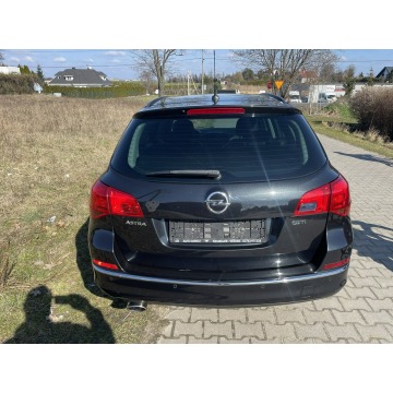 Opel Astra 2014,  2.0 diesel - Na sprzedaż za 22 900 zł - Gniezno - zdjęcie 8