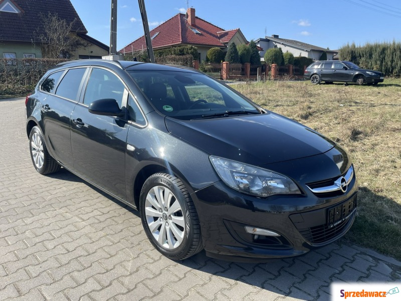 Opel Astra 2014,  2.0 diesel - Na sprzedaż za 22 900 zł - Gniezno