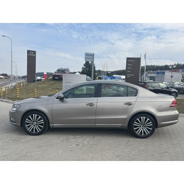 Volkswagen Passat  Sedan/Limuzyna 2014,  2.0 diesel - Na sprzedaż za 25 900 zł - Wejherowo - zdjęcie 3
