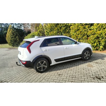 Kia Niro  Hatchback 2022,  1.6 hybryda, automat - Na sprzedaż za 111 900 zł - Ostrów Wielkopolski - zdjęcie 9