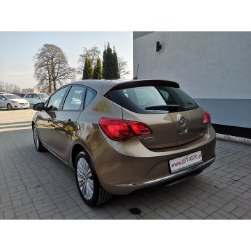 Opel Astra 2013,  1.6 benzyna - Na sprzedaż za 29 900 zł - Strzegom - zdjęcie 8