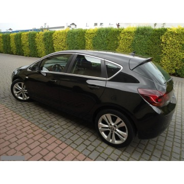 Opel Astra  Liftback 2010,  1.7 diesel - Na sprzedaż za 26 900 zł - Nowe - zdjęcie 5