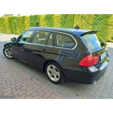 BMW Seria 3  Kombi 2012,  2.0 diesel - Na sprzedaż za 24 900 zł - Nowe - zdjęcie 9