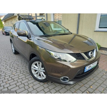 Nissan Qashqai  SUV 2014,  1.2 benzyna - Na sprzedaż za 34 900 zł - Nowe - zdjęcie 2
