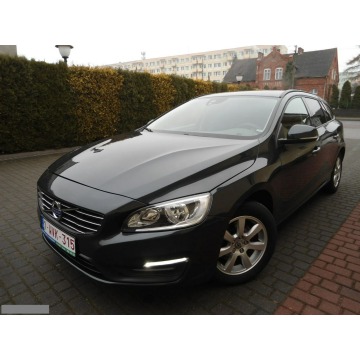 Volvo V60 - Lift Ledy Duża Nawigacja Serwis ASO Bardzo Zadbany Opłacony Nowy Model