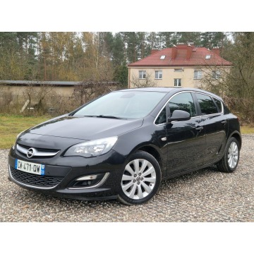 Opel Astra - 2013