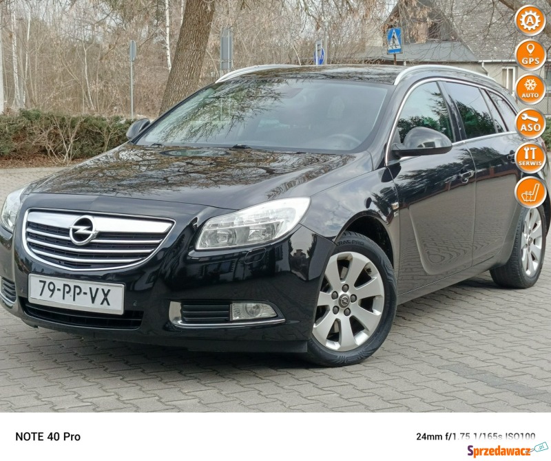 Opel Insignia 2012,  2.0 diesel, automat - Na sprzedaż za 19 900 zł - Ostrów Mazowiecka