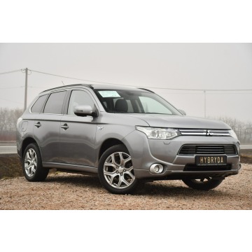Mitsubishi Outlander  SUV 2013,  2.0 hybryda, automat - Na sprzedaż za 47 999 zł - Nowe Sójki - zdjęcie 10