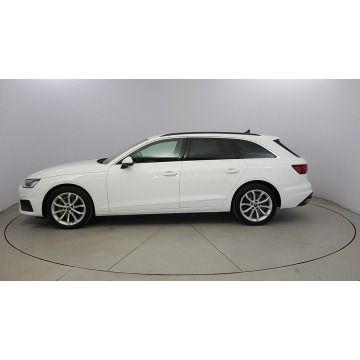 Audi A4 2021,  2.0 benzyna, automat - Na sprzedaż za 109 900 zł - Warszawa - zdjęcie 4