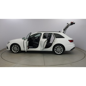 Audi A4 2021,  2.0 benzyna, automat - Na sprzedaż za 109 900 zł - Warszawa - zdjęcie 10