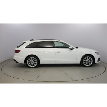 Audi A4 2021,  2.0 benzyna, automat - Na sprzedaż za 109 900 zł - Warszawa - zdjęcie 8
