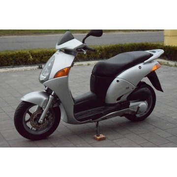 Honda CN - NES 125 oryginaly stan, do miasta,... - Motorowery - Śrem - zdjęcie 4