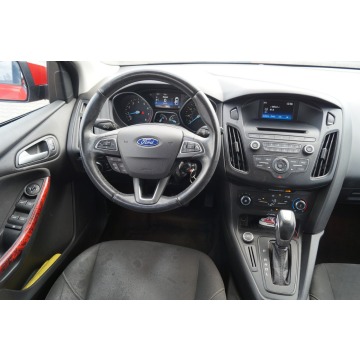 Ford Focus  Hatchback 2015,  2.0 benzyna, automat - Na sprzedaż za 26 900 zł - Goczałkowice-Zdrój - zdjęcie 11