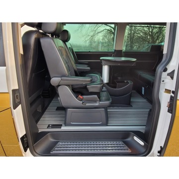 Volkswagen Multivan  Minivan/Van 2017,  2.0 diesel, automat - Na sprzedaż za 169 000 zł - Łosino - zdjęcie 7
