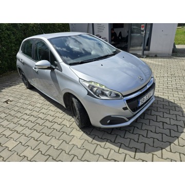 Peugeot 208 - 2015