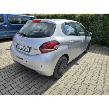 Peugeot 208  Hatchback 2015,  1.2 benzyna - Na sprzedaż za 15 500 zł - Bielsko-Biała - zdjęcie 11