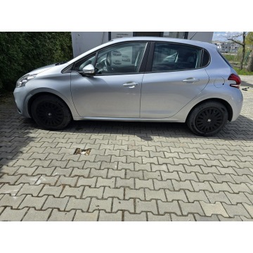 Peugeot 208  Hatchback 2015,  1.2 benzyna - Na sprzedaż za 15 500 zł - Bielsko-Biała - zdjęcie 7
