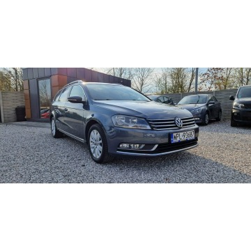 Volkswagen Passat 2014,  1.6 diesel - Na sprzedaż za 35 900 zł - Płock - zdjęcie 2