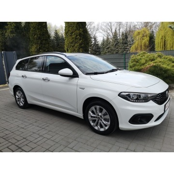 Fiat Tipo 2017,  1.6 diesel - Na sprzedaż za 32 900 zł - Strzegom - zdjęcie 4