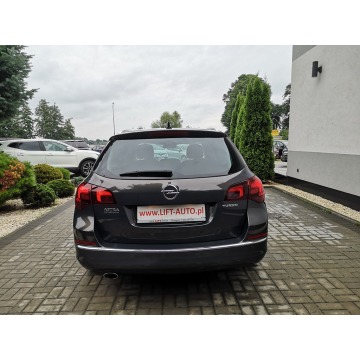 Opel Astra 2013,  1.4 benzyna - Na sprzedaż za 29 900 zł - Strzegom - zdjęcie 7