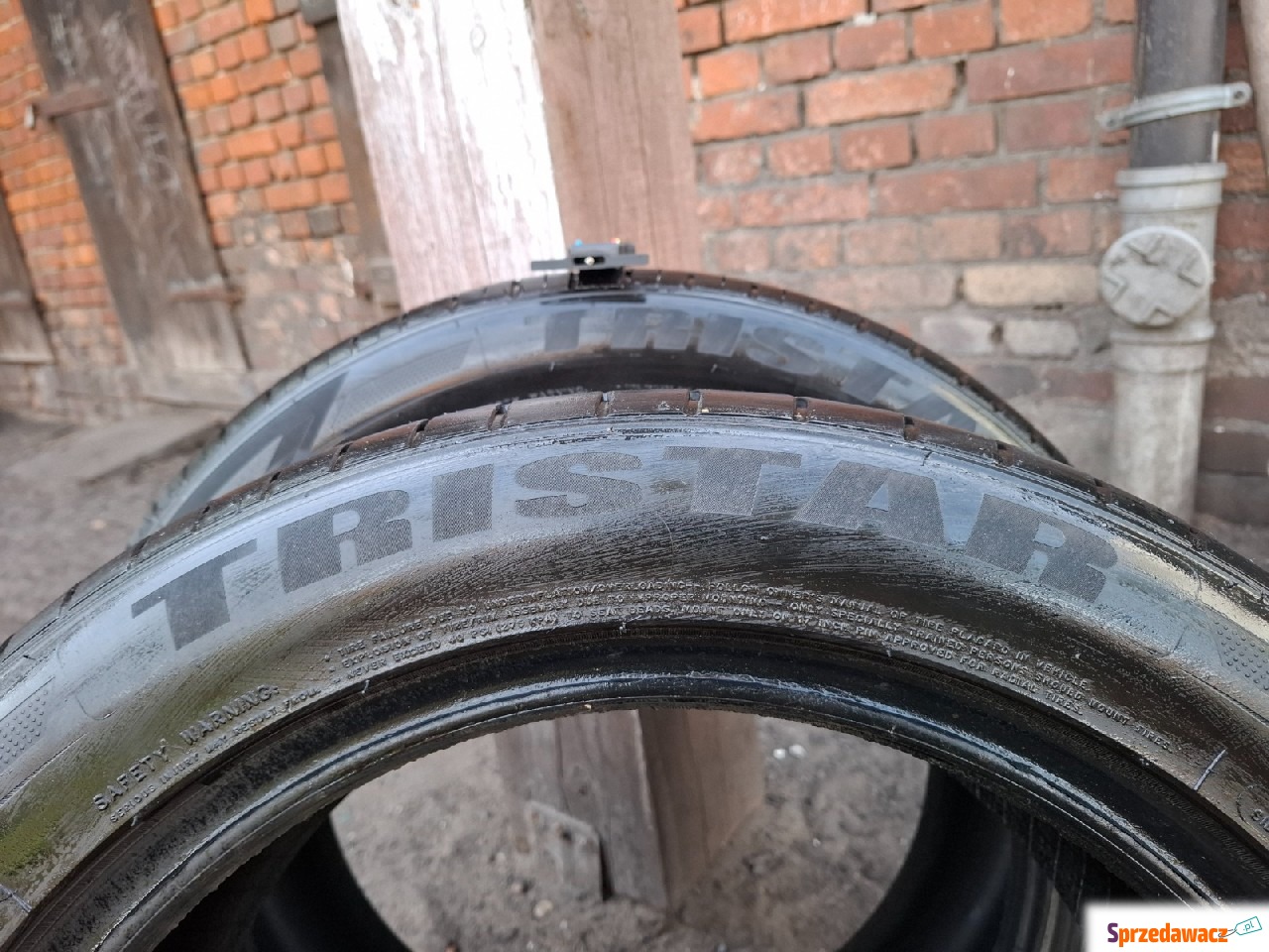 2 opony letnie 225x50x17