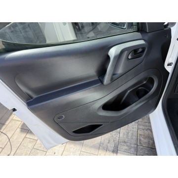 Citroen Berlingo  Bus 2014,  1.6 diesel - Na sprzedaż za 25 900 zł - Poznań - zdjęcie 11