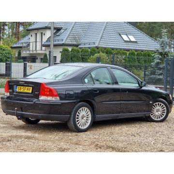 Volvo S60  Sedan/Limuzyna 2005,  2.4 diesel, automat - Na sprzedaż za 19 900 zł - Ostrów Mazowiecka - zdjęcie 4