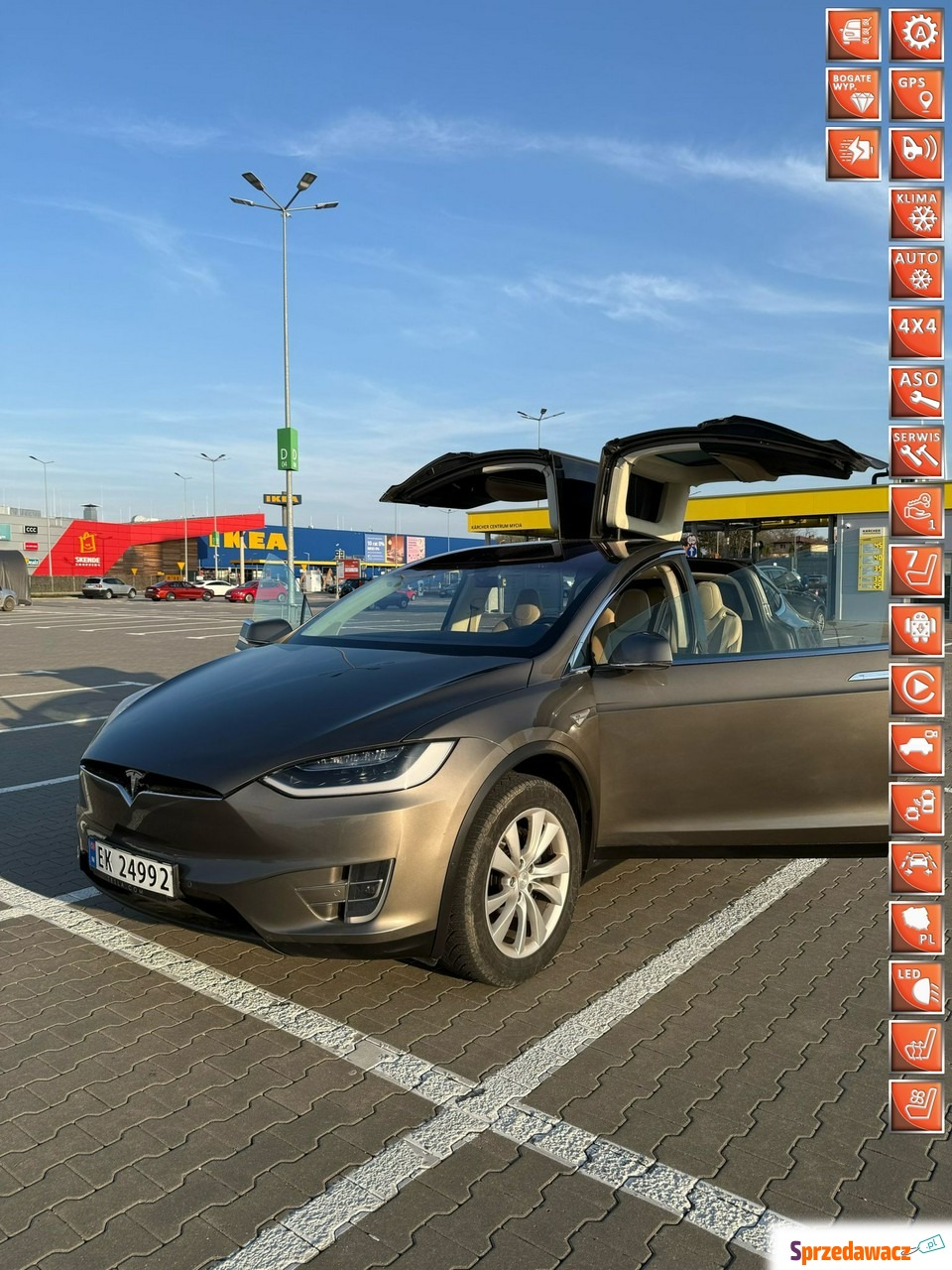 Tesla x darmowe ładowanie