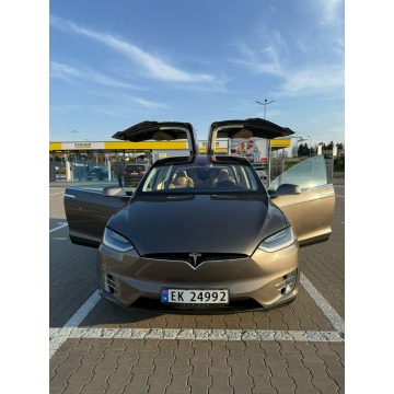 Tesla Model X  SUV 2016 elektryczny, automat - Na sprzedaż za 124 000 zł - Lublin - zdjęcie 4