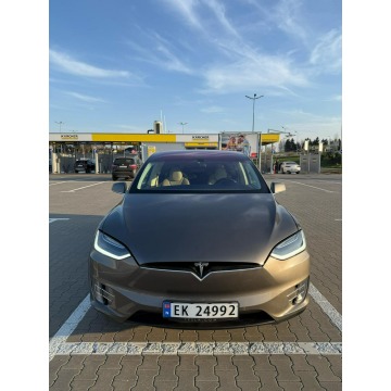 Tesla Model X  SUV 2016 elektryczny, automat - Na sprzedaż za 124 000 zł - Lublin - zdjęcie 11