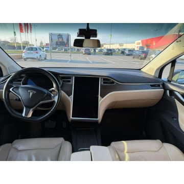 Tesla Model X  SUV 2016 elektryczny, automat - Na sprzedaż za 124 000 zł - Lublin - zdjęcie 5