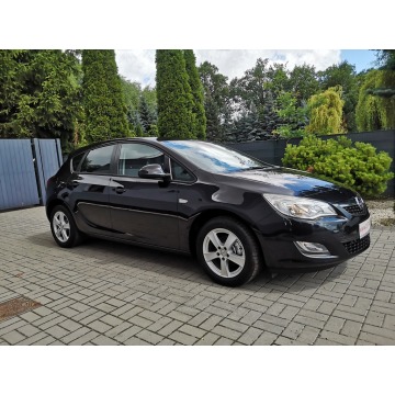 Opel Astra 2012,  1.4 benzyna - Na sprzedaż za 26 900 zł - Strzegom - zdjęcie 4