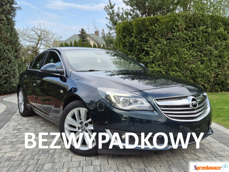 Opel Insignia  Sedan/Limuzyna 2014,  2.0 diesel - Na sprzedaż za 35 900 zł - Zamość