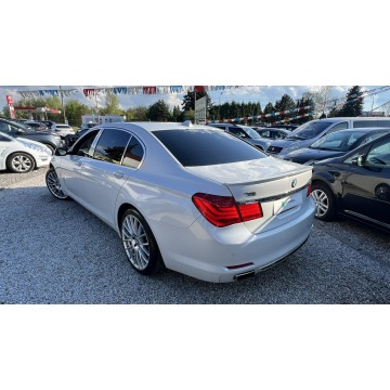 BMW Seria 7  Sedan/Limuzyna 2011,  3.0 benzyna, automat - Na sprzedaż za 75 900 zł - Świdnica - zdjęcie 10