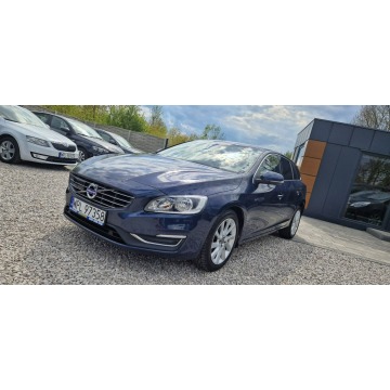 Volvo V60 2015,  2.0 diesel - Na sprzedaż za 47 900 zł - Płock - zdjęcie 2