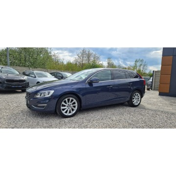 Volvo V60 2015,  2.0 diesel - Na sprzedaż za 47 900 zł - Płock - zdjęcie 4